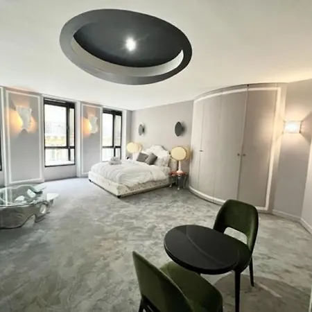 The Place To Be In Saint Germain Des Pres - Montana 2 Aparthotel Paris